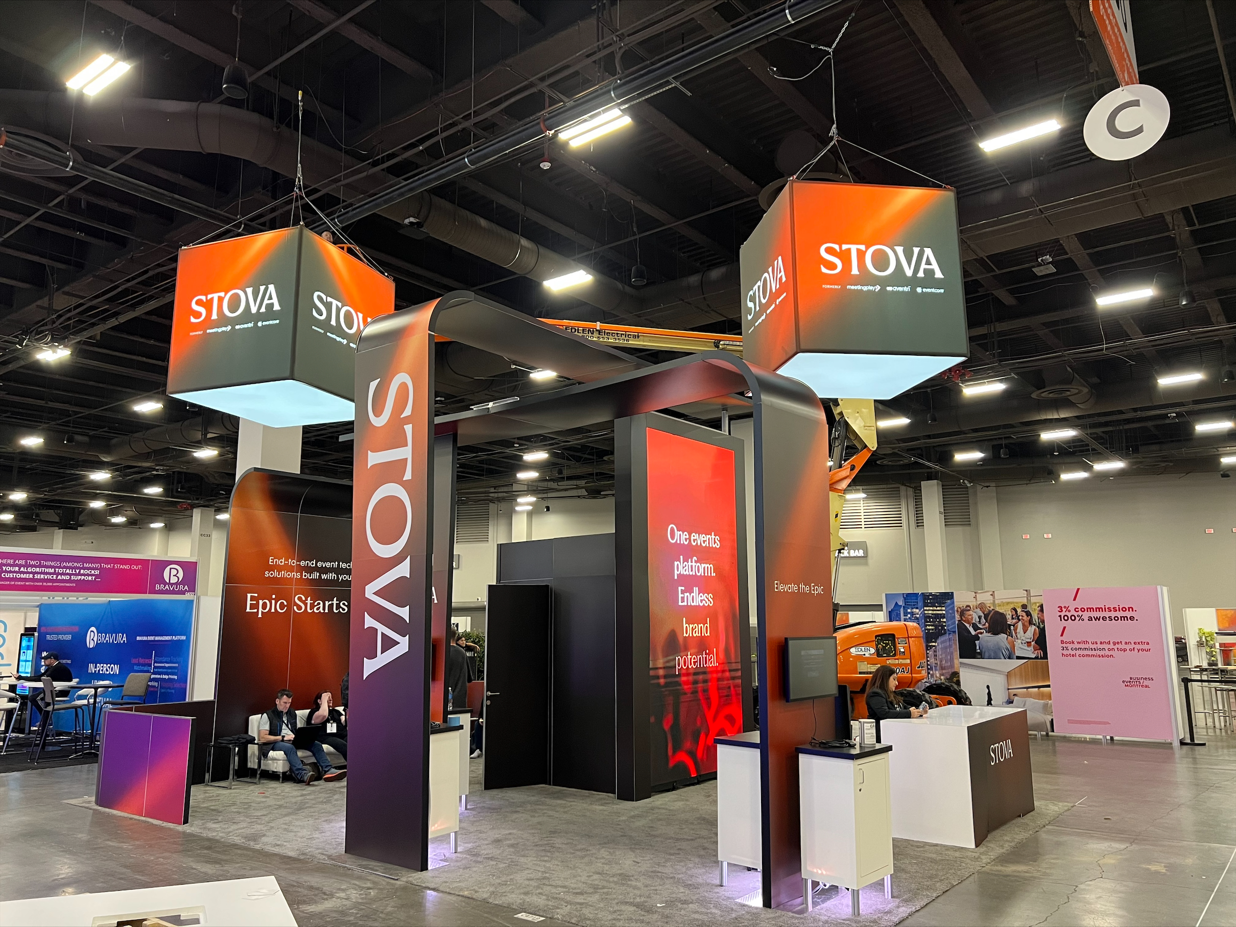 Stova exhibit booth at IMEX America 2022